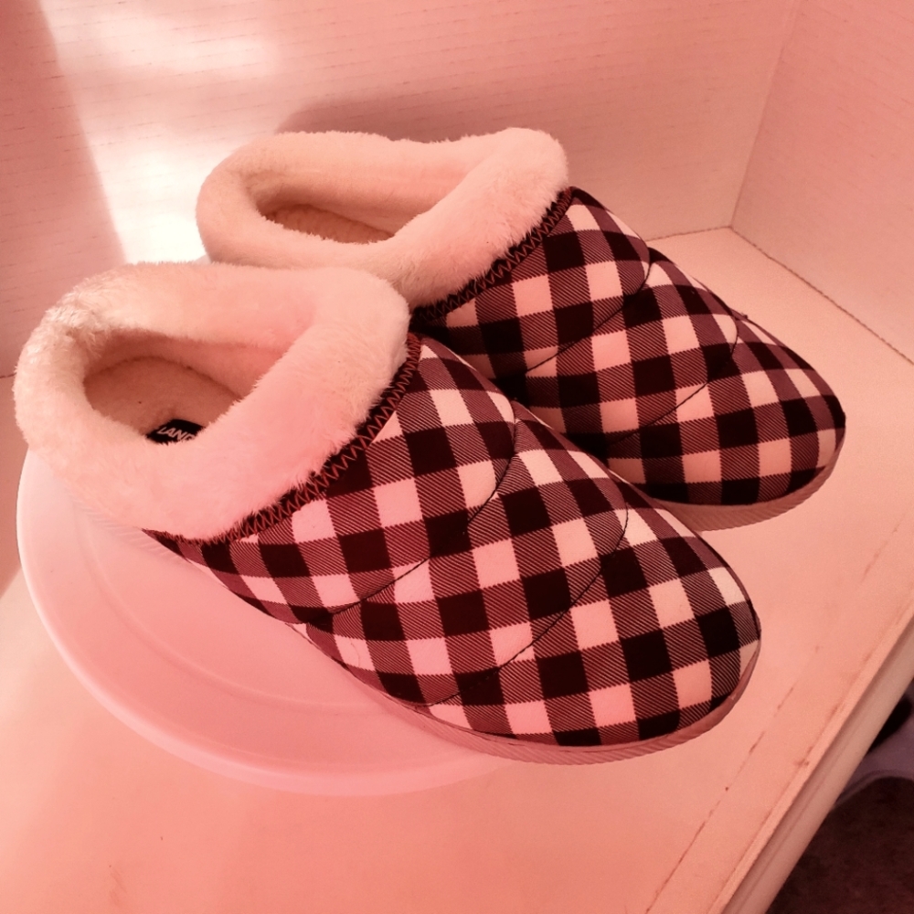 Land's End Women's Black & White Buffalo Plaid Mule Slippers Size 9